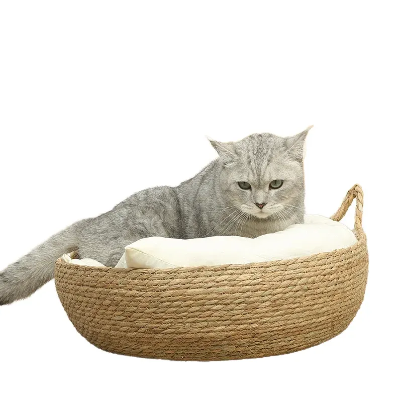 Handwoven Seagrass Pet Bed